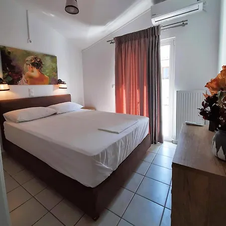 Ionian Apartment, * Számi