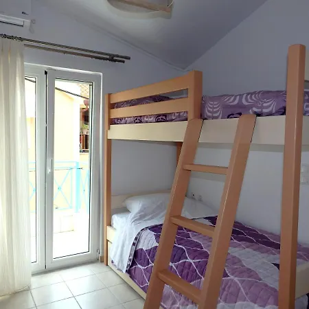 Ionian Apartment, * סאמי
